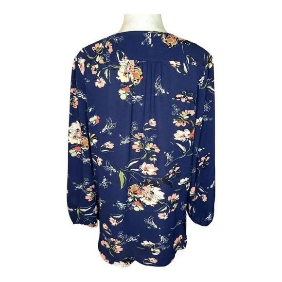 Fun2Fun Stitch Fix Kenmore Splitneck Navy Blue Women’s Small Floral Top NWOT - Picture 3 of 7
